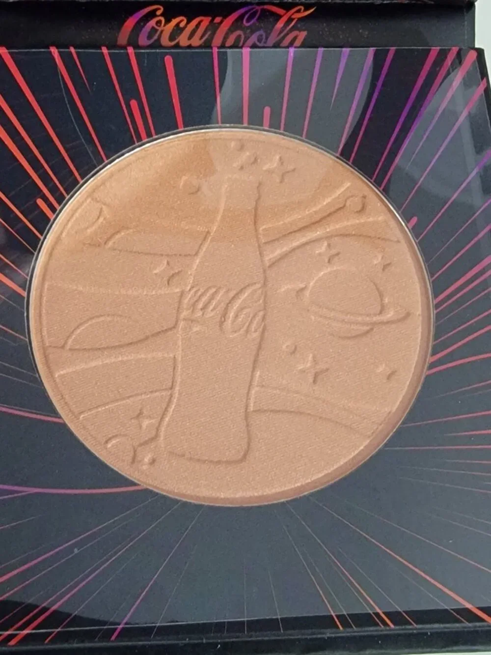 Revolution: Coca~Cola Highlighter Powder Compact